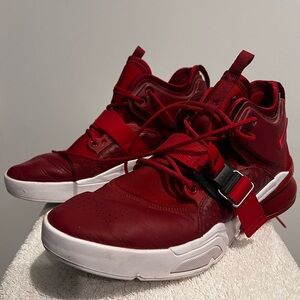 Mens Size 10 Nike Air 270